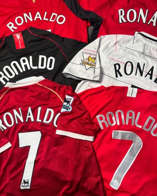 Cristiano Ronlado Manchester United retro jerseys collection - 6 jerseys