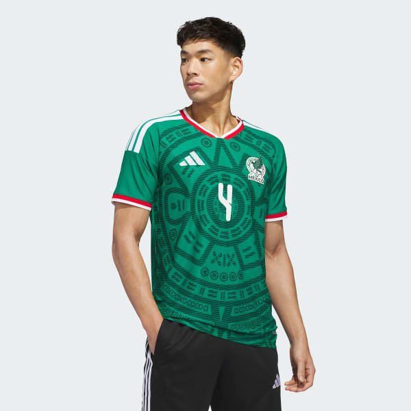 Mexico_26_Home_Alvarez_Authentic_Jersey_Green_KW7738_25_model