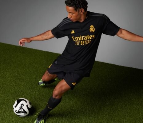 Real Madrid 23 24 Third Authentic Jersey Black IQ4923 HM6